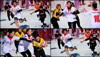 Erciyes'te Kar Ragbi Şampiyonası Başladı