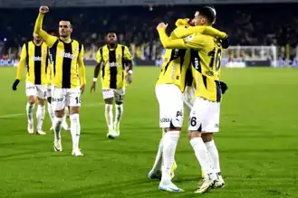 Fenerbahçe, Başakşehir'i 3-1 Yendi!