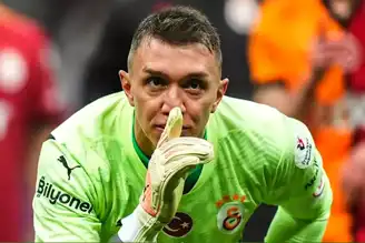 Galatasaray, Muslera'nın Yerine Tarnovanu mu Getiriyor?