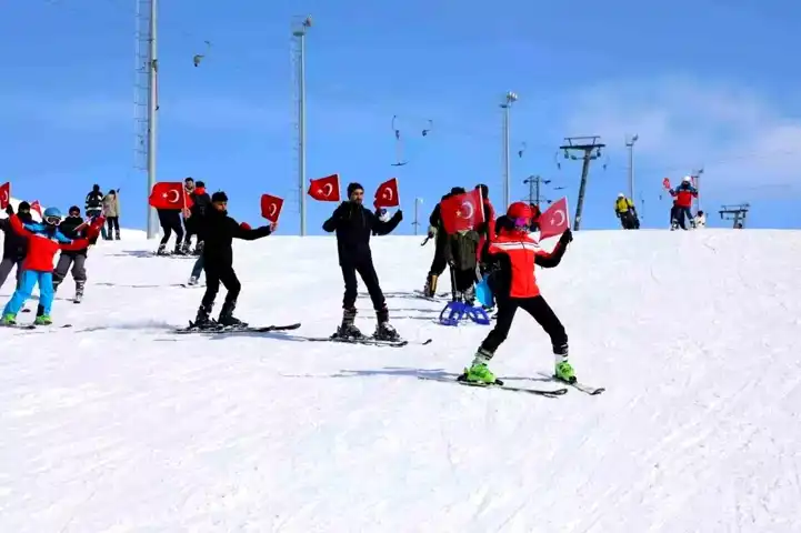 Ağrı'da Gençlik Spor Festivali Coştu!