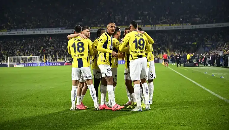 Fenerbahçe - Başakşehir Maçı Canlı Anlatım!