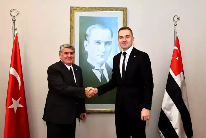 Mert Günok, Beşiktaş'ta 2+1 Yıl Daha!