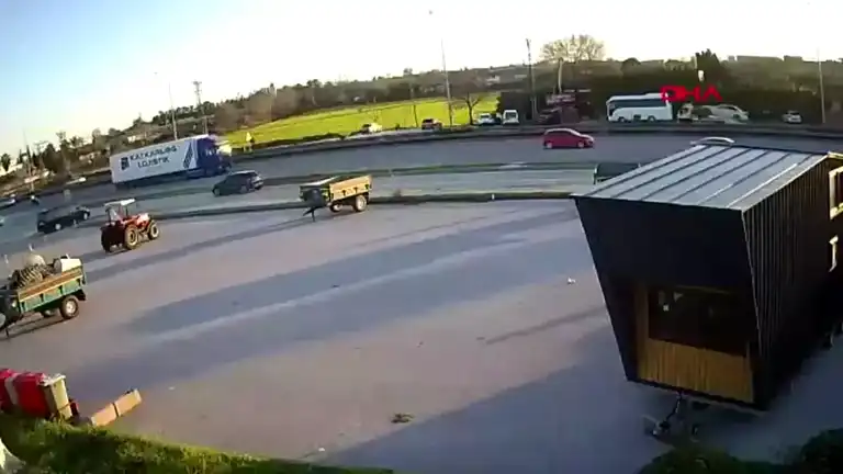 Manavgat'ta Tehlikeli Motosiklet Sürüşü Kamerada!