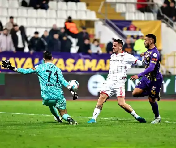 Rey Manaj-Ömer Erdoğan Tartışması! Sivasspor, Eyüpspor'a Yenildi