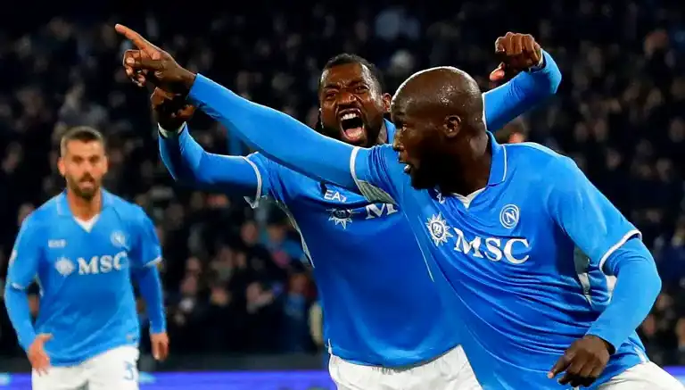 Napoli, Juventus'u Yenerek Liderliğini Pevlendirdi!