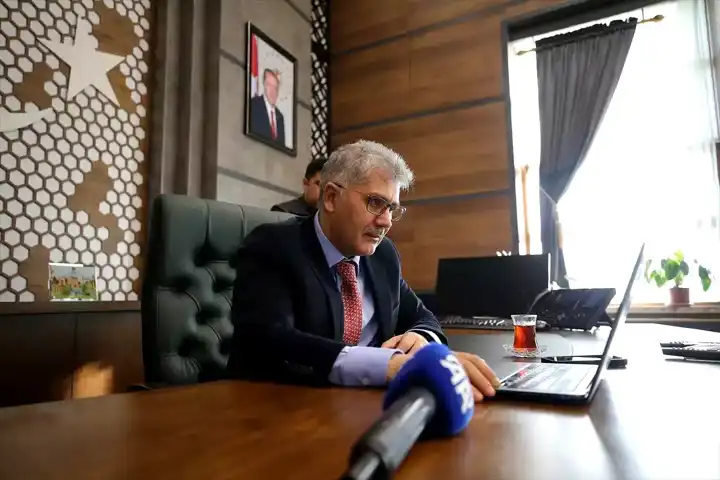 Vali Çelik, AA'nın Yılın Kareleri'ni Seçti